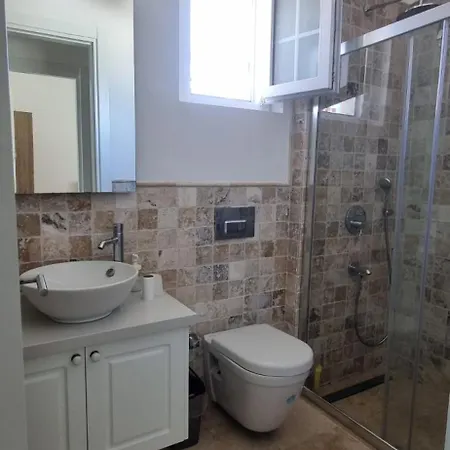 Holiday home Havuzlu Tas Ev